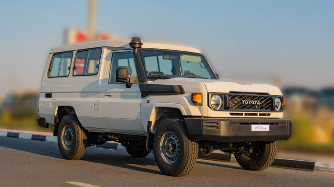Новый Toyota Land Cruiser 70 Series Рестайлинг 2, 4.0 л, 2025 в Дубае от CGM Auto Белый цвет.  | AUTO.AE | Объявление #253436