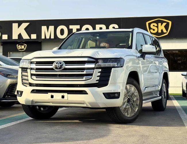 Новый Toyota Land Cruiser 300 Series, 4.0 л, 2026 в Дубае от SK Motors Белый цвет. GCC | AUTO.AE | Объявление #257280