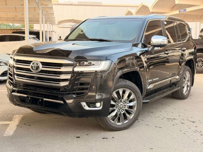 مستعملة Toyota Land Cruiser السلسلة 300, 4.0 l, 2022 في في دبي من HH MOTORS CORPORATION، اللون أسود. مواصفات الخليج | AUTO.AE | إعلان #260069