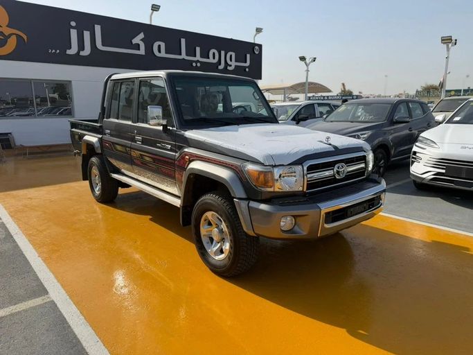 Used Toyota Land Cruiser 70 Series Facelift 1, 4.0 l, 2023 in Dubai by Bormela Cars, Black color. GCC Specs | AUTO.AE | Listing #260595