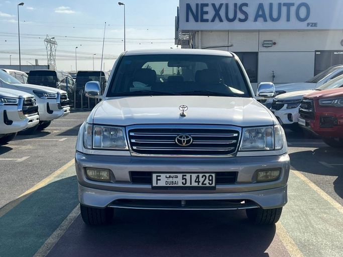 جديدة Toyota Land Cruiser سلسلة 100 Series 100 Facelift 1, 4.5 l, 2004 في في دبي من Nexus Auto FZE، اللون أبيض. مواصفات الخليج | AUTO.AE | إعلان #261048