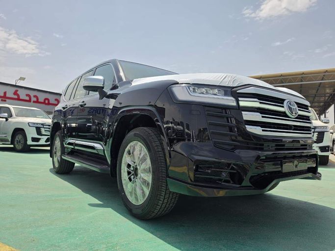 New Toyota Land Cruiser 300 Series, 4.0 l, 2026 in Dubai by Mohamed Hakim Motors, Black color. GCC Specs | AUTO.AE | Listing #261466