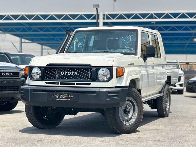 جديدة Toyota Land Cruiser 70 Series 70 Series Facelift 2, 4.2 l, 2025 في في دبي من FORMULA AUTO، اللون أبيض. المواصفات الأوروبية | AUTO.AE | إعلان #261808