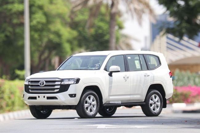Новый Toyota Land Cruiser 300 Series, 4.0 л, 2026 в Дубае от Atlantic Motors FZCO Белый цвет. GCC | AUTO.AE | Объявление #262988