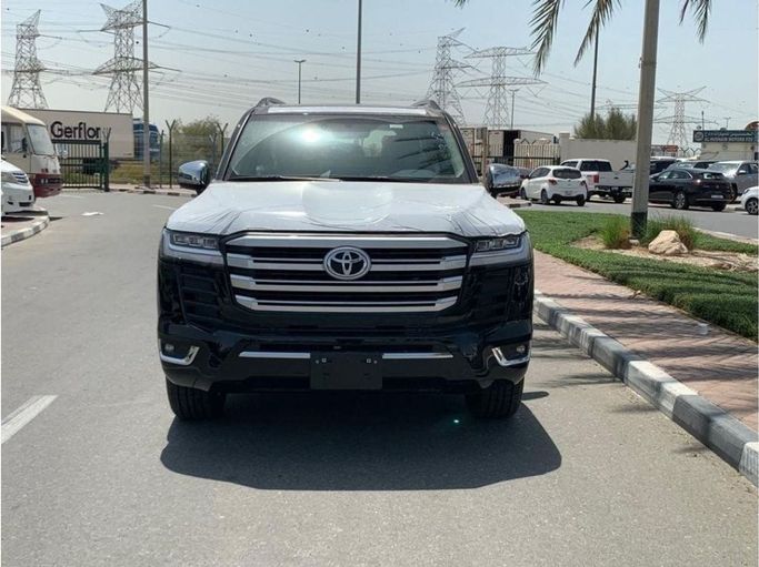 جديدة Toyota Land Cruiser Twin Turbo السلسلة 300, 3.5 l, 2022 في في دبي من Atlantis Motors FZE، اللون أسود. مواصفات الخليج | AUTO.AE | إعلان #265221
