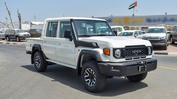 Новый Toyota Land Cruiser 70 Series Рестайлинг 2, 4.0 л, 2024 в Дубае от Atlantis Motors FZE Белый цвет.  | AUTO.AE | Объявление #265348