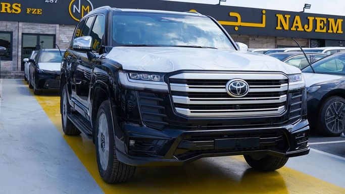 جديدة Toyota Land Cruiser Twin Turbo السلسلة 300, 3.5 l, 2026 في في دبي من Najem Motors، اللون أسود. مواصفات الخليج | AUTO.AE | إعلان #265651