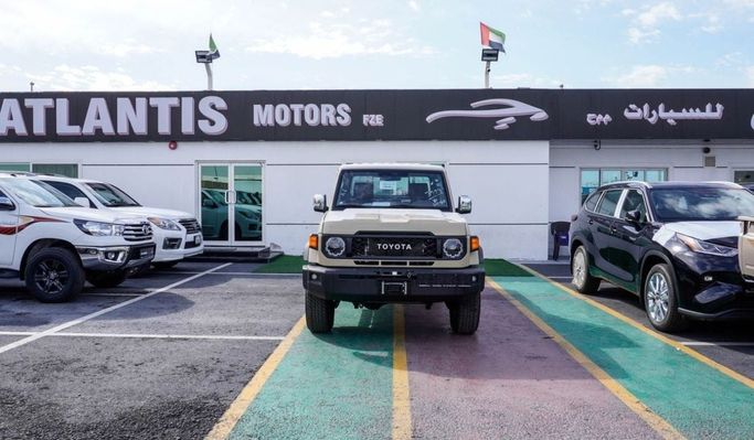 Новый Toyota Land Cruiser 70 Series Рестайлинг 2, 4.0 л, 2025 в Дубае от Atlantis Motors FZE Светло-коричневый цвет. GCC | AUTO.AE | Объявление #265665