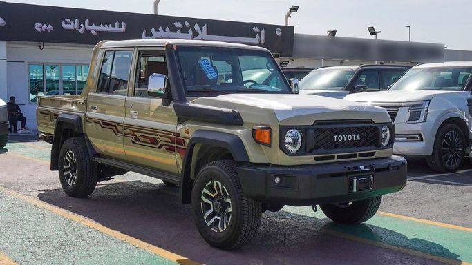 جديدة Toyota Land Cruiser 70 Series 70 Series Facelift 2, 2.8 l, 2024 في في دبي من Atlantis Motors FZE، اللون بيج. مواصفات الخليج | AUTO.AE | إعلان #265699