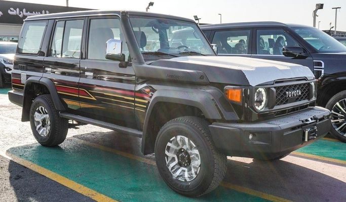 Новый Toyota Land Cruiser 70 Series Рестайлинг 2, 4.0 л, 2025 в Дубае от Atlantis Motors FZE Черный цвет. GCC | AUTO.AE | Объявление #265944