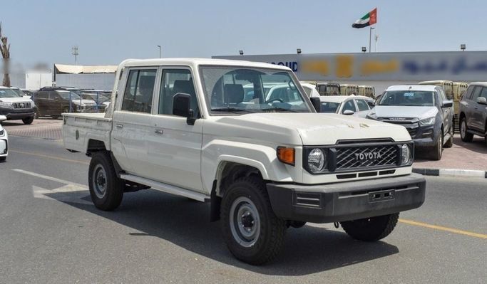 Новый Toyota Land Cruiser 70 Series Рестайлинг 2, 4.2 л, 2025 в Дубае от Atlantis Motors FZE Белый цвет. Европейская | AUTO.AE | Объявление #265963