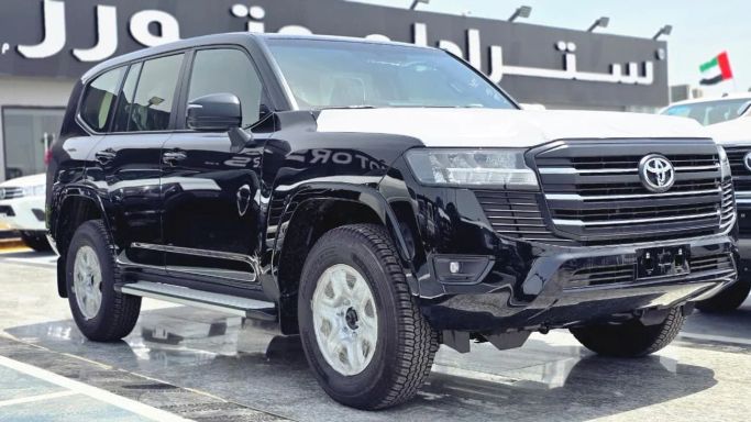 جديدة Toyota Land Cruiser السلسلة 300, 4.0 l, 2025 في في دبي من STRADA MOTORS FZE، اللون أسود. مواصفات الخليج | AUTO.AE | إعلان #266248