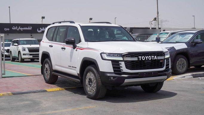 جديدة Toyota Land Cruiser Twin Turbo السلسلة 300, 3.5 l, 2025 في في دبي من Atlantis Motors FZE، اللون أبيض. مواصفات الخليج | AUTO.AE | إعلان #266286