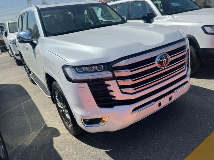 جديدة Toyota Land Cruiser Twin Turbo السلسلة 300, 3.5 l, 2022 في في دبي من Atlantis Motors FZE، اللون أبيض. مواصفات الخليج | AUTO.AE | إعلان #266386