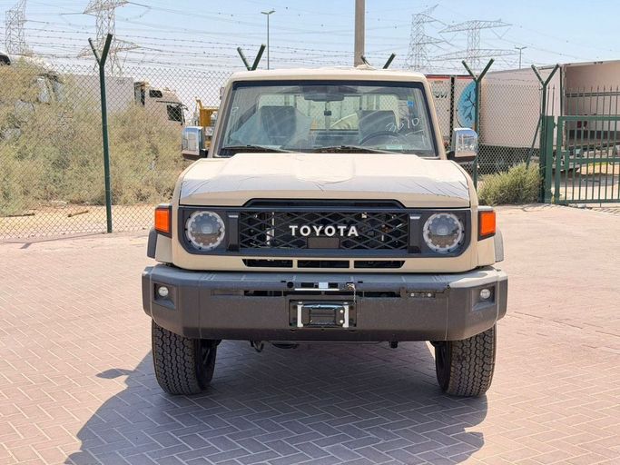 New Toyota Land Cruiser 70 Series Facelift 2, 4.0 l, 2026 in Dubai by Atlantis Motors FZE, Beige color. GCC Specs | AUTO.AE | Listing #266684