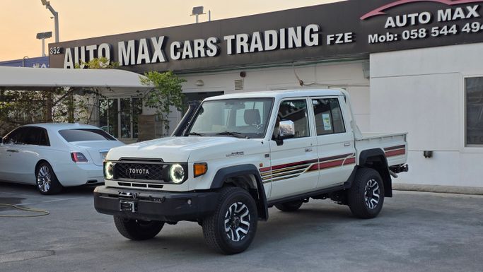 جديدة Toyota Land Cruiser 70 Series 70 Series Facelift 2, 2.8 l, 2026 في في دبي من Auto Max Cars Trading FZe، اللون أبيض. مواصفات الخليج | AUTO.AE | إعلان #268380