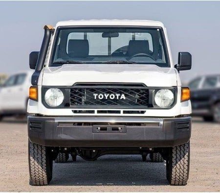 New Toyota Land Cruiser 70 Series Facelift 2, 2.8 l, 2025 in Dubai by TARGET MOTORS FZE, White color. European Specs | AUTO.AE | Listing #269200