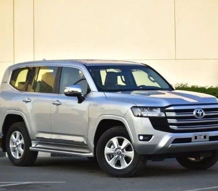Новый Toyota Land Cruiser Twin Turbo 300 Series, 3.3 л, 2023 в Дубае от TARGET MOTORS FZE Серебристый цвет. GCC | AUTO.AE | Объявление #269295