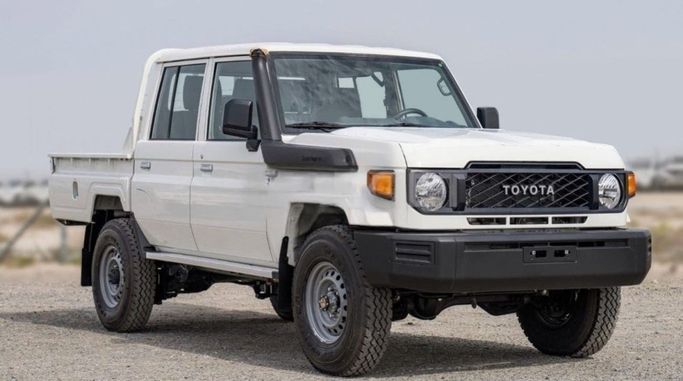 New Toyota Land Cruiser 70 Series Facelift 2, 4.2 l, 2024 in Dubai by TARGET MOTORS FZE, White color. Other | AUTO.AE | Listing #270197