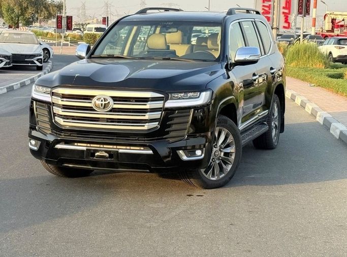 Подержанный Toyota Land Cruiser 200 Series Рестайлинг 1, 4.6 л, 2014 в Дубае от Humera automobile fze Черный цвет. GCC | AUTO.AE | Объявление #271210