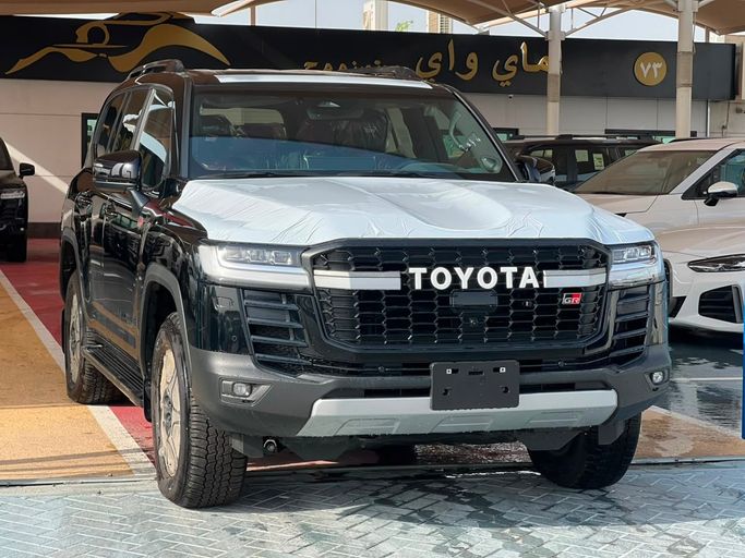 جديدة Toyota Land Cruiser Twin Turbo السلسلة 300, 3.3 l, 2026 في في الإمارات, دبي من My Way Motors، اللون أسود. مواصفات الخليج | AUTO.AE | إعلان #271601