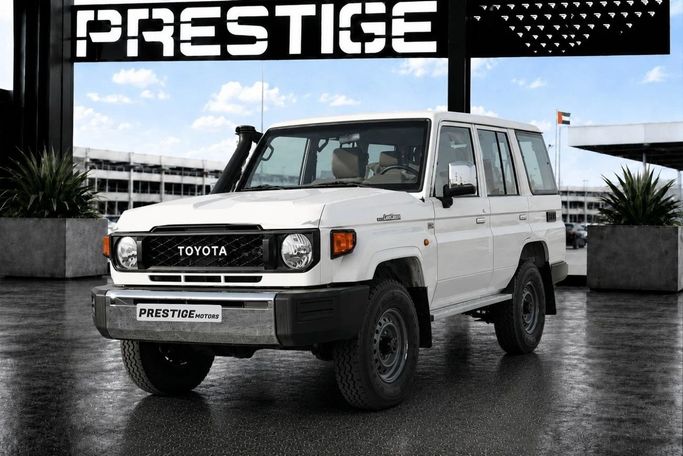 جديدة Toyota Land Cruiser 70 Series 70 Series Facelift 2, 2.8 l, 2025 في في دبي من Prestige motors، اللون أبيض. مواصفات الخليج | AUTO.AE | إعلان #271828