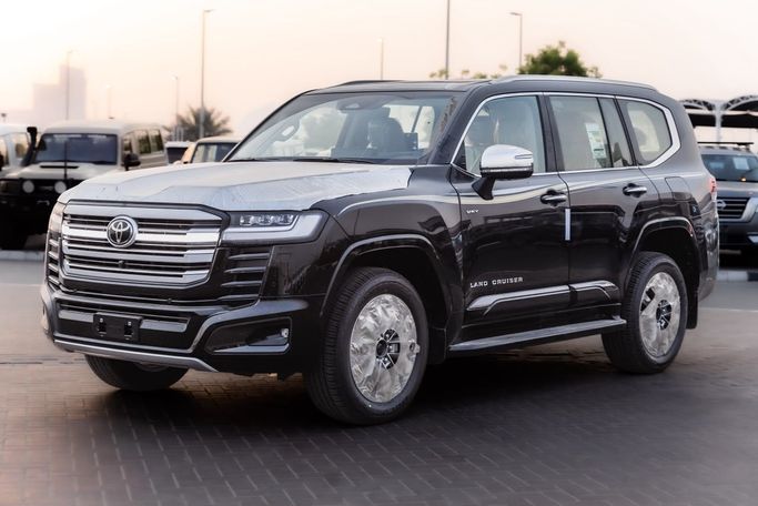 Новый Toyota Land Cruiser i-FORCE MAX 300 Series, 3.4 л, 2026 в Дубае от Al Marid Motors Черный цвет.  | AUTO.AE | Объявление #273327