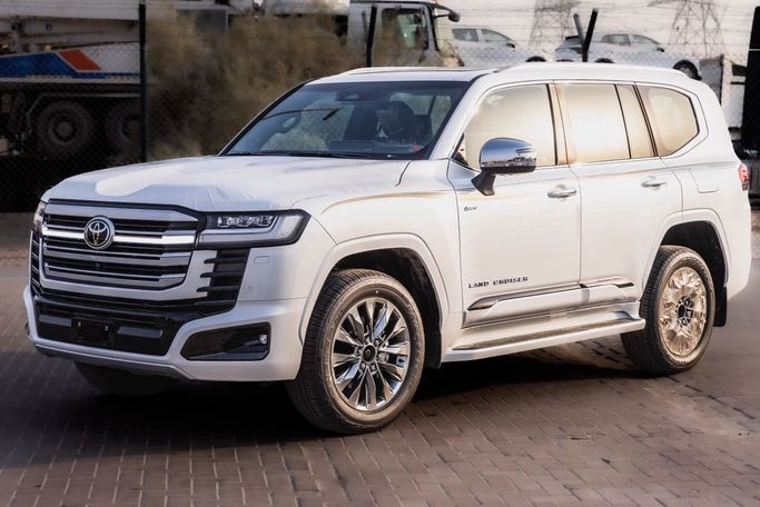 جديدة Toyota Land Cruiser Twin Turbo السلسلة 300, 3.5 l, 2026 في في دبي من Al Marid Motors، اللون أبيض.  | AUTO.AE | إعلان #273392