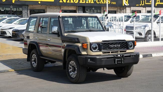 Новый Toyota Land Cruiser 70 Series Рестайлинг 2, 4.0 л, 2025 в ОАЭ, Дубай от GT MOTORS Бежевый цвет. GCC | AUTO.AE | Объявление #273472