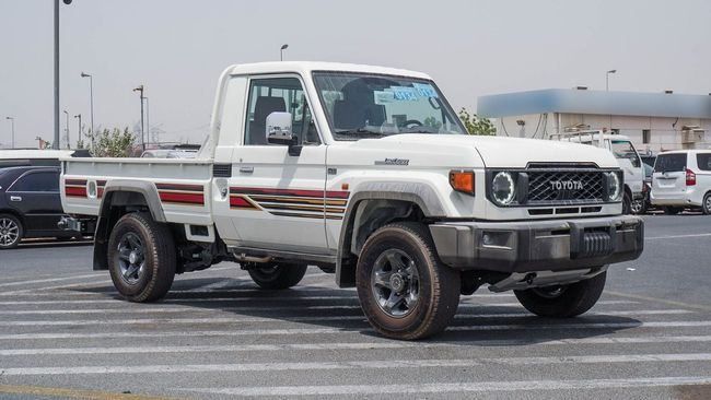 جديدة Toyota Land Cruiser 70 Series 70 Series Facelift 2, 4.0 l, 2025 في في الإمارات, دبي من GT MOTORS، اللون أبيض. مواصفات الخليج | AUTO.AE | إعلان #274447