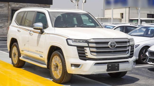جديدة Toyota Land Cruiser Twin Turbo السلسلة 300, 3.5 l, 2025 في في الإمارات, دبي من GT MOTORS، اللون أبيض. مواصفات الخليج | AUTO.AE | إعلان #274461