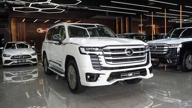 جديدة Toyota Land Cruiser السلسلة 300, 4.0 l, 2025 في في الإمارات, دبي من GT MOTORS، اللون أبيض. مواصفات الخليج | AUTO.AE | إعلان #274473