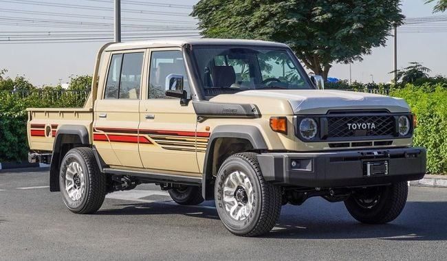 جديدة Toyota Land Cruiser 70 Series 70 Series Facelift 2, 4.0 l, 2025 في في الإمارات, دبي من GT MOTORS، اللون بيج. مواصفات الخليج | AUTO.AE | إعلان #274670