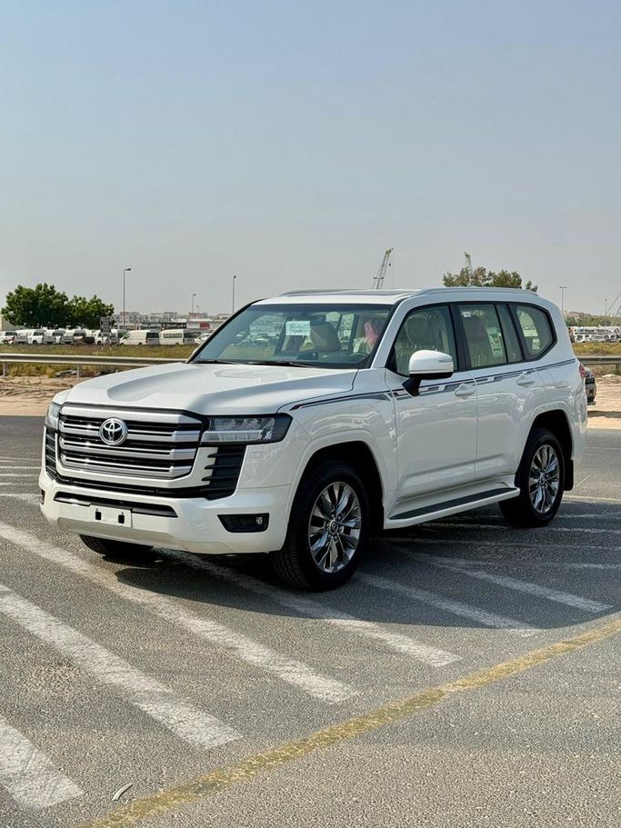 جديدة Toyota Land Cruiser السلسلة 300, 4.0 l, 2026 في في الإمارات, دبي من Signature Motors FZE، اللون أبيض. مواصفات الخليج | AUTO.AE | إعلان #278472