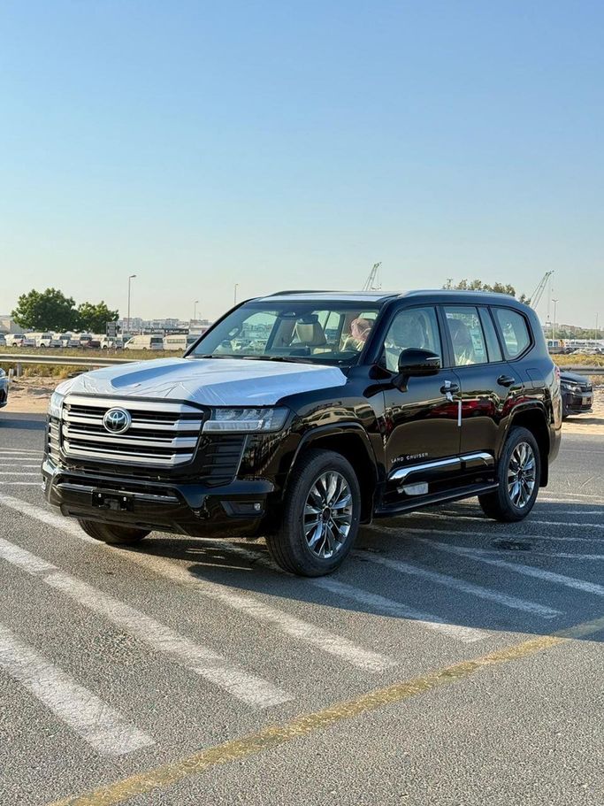جديدة Toyota Land Cruiser السلسلة 300, 4.0 l, 2026 في في الإمارات, دبي من Signature Motors FZE، اللون أسود. مواصفات الخليج | AUTO.AE | إعلان #278498
