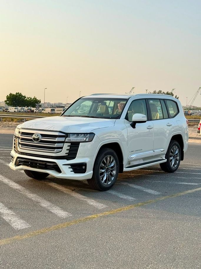 جديدة Toyota Land Cruiser السلسلة 300, 4.0 l, 2026 في في الإمارات, دبي من Signature Motors FZE، اللون أبيض. مواصفات الخليج | AUTO.AE | إعلان #278499