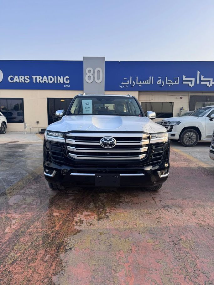 جديدة ⁦Toyota Land Cruiser Twin Turbo السلسلة 300، 3.5 l، 2026⁩ في في الإمارات, دبي، اللون أسود. مواصفات الخليج | AUTO.AE | إعلان #282839