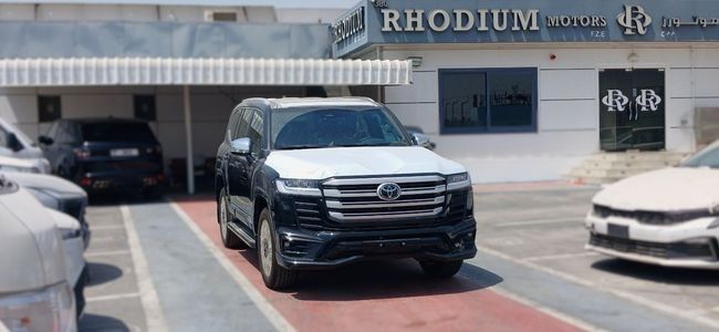 جديدة ⁦Toyota Land Cruiser Twin Turbo السلسلة 300، 3.5 l، 2026⁩ في في الإمارات, دبي من Rhodium Motors FZE، اللون أسود. مواصفات الخليج | AUTO.AE | إعلان #286618