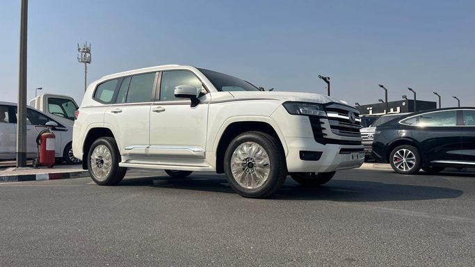 Новый ⁦Toyota Land Cruiser Twin Turbo 300 Series, 3.3 л, 2026⁩ в ОАЭ, Дубай от AL NOJOOM CARS Белый цвет. GCC | AUTO.AE | Объявление #289168