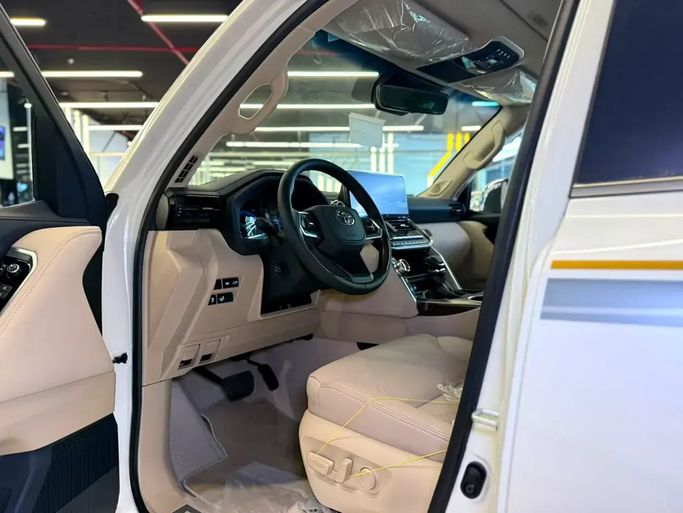 جديدة Toyota Land Cruiser Twin Turbo السلسلة 300، 3.5 لتر، 2026 في الإمارات، دبي من GE Motors، اللون أبيض. مواصفات الخليج | AUTO.AE | إعلان #295576 — صورة 10 من 15