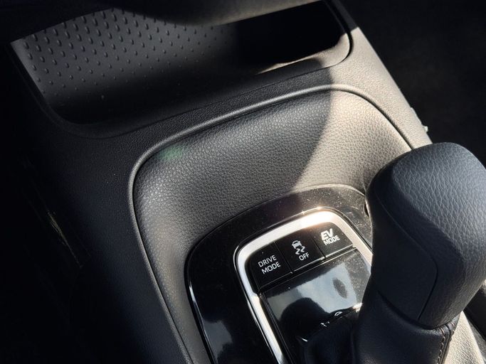 Новый Toyota Levin XII (E210) Рестайлинг, 1.8 л, 2024 в Дубае от Allied Motors Белый цвет. Other | AUTO.AE