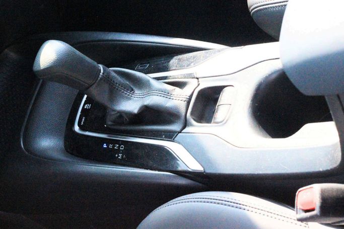 Used Toyota Levin XII (E210) Facelift, 1.5 l, 2022 in Dubai, White color. Chinese Specs | AUTO.AE