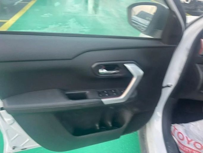 New Toyota Raize I, 1.0 l, 2023 in Dubai by Mohamed Hakim Motors, White color. GCC Specs | AUTO.AE