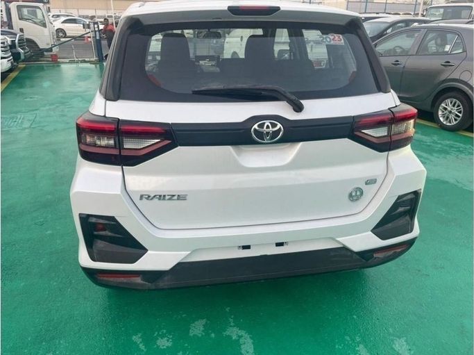 New Toyota Raize I, 1.0 l, 2023 in Dubai by Mohamed Hakim Motors, White color. GCC Specs | AUTO.AE