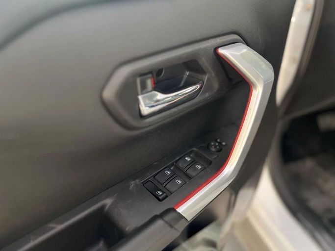 Новый Toyota Raize I, 1.2 л, 2025 в Дубае от Al Rawnaq Motors  Белый цвет. GCC | AUTO.AE