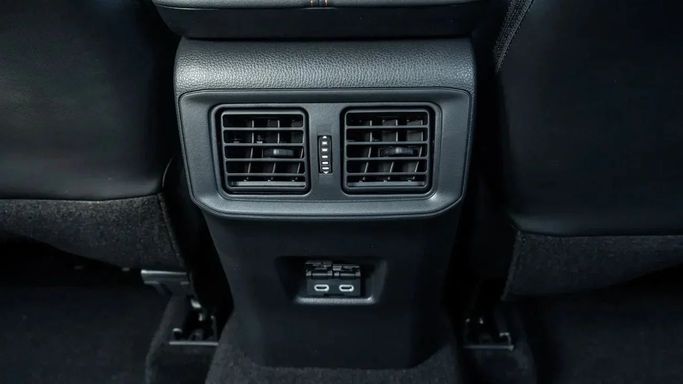 Новый Toyota RAV4 V (XA50), 2.5 л, 2024 в Дубае от Altass Motors Черный цвет. Other | AUTO.AE