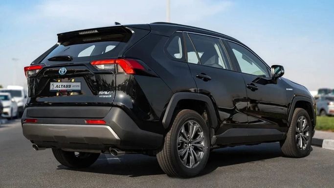 Новый Toyota RAV4 V (XA50), 2.5 л, 2024 в Дубае от Altass Motors Черный цвет. Other | AUTO.AE