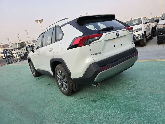 New Toyota RAV4 V (XA50), 2.5 l, 2025 in Dubai by Mohamed Hakim Motors, White color. Other | AUTO.AE