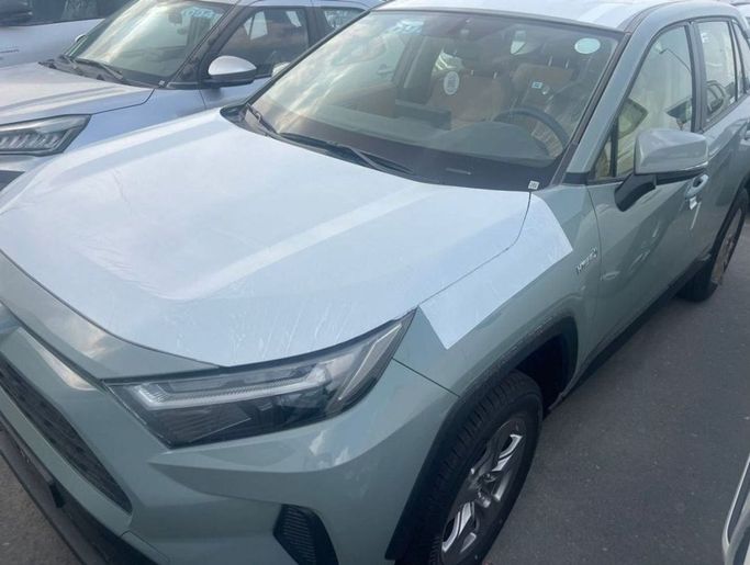 New Toyota RAV4 V (XA50), 2.5 l, 2023 in Dubai by Mohamed Hakim Motors, Green color. GCC Specs | AUTO.AE