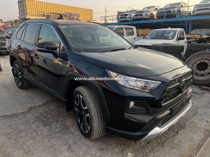 Used Toyota RAV4 V (XA50), 2.5 l, 2021 in Dubai by Alhamd Motors, Black color. Other | AUTO.AE